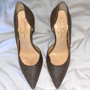 Glitter pump
